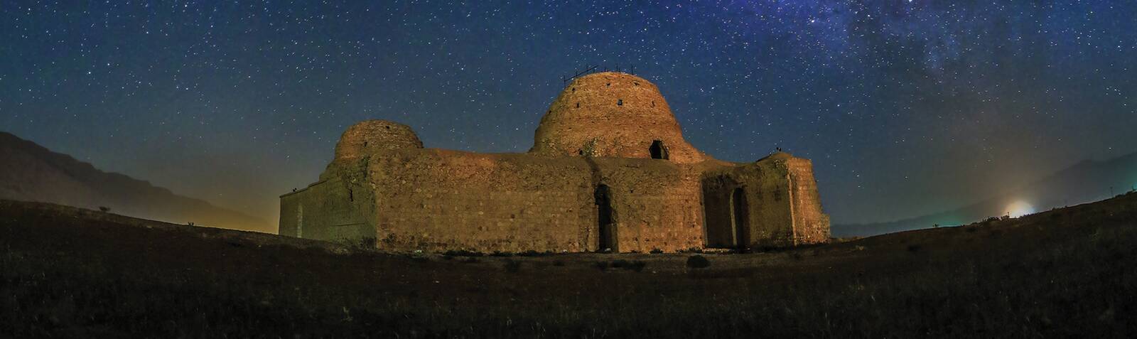 کاخ ساسانی سروستان 